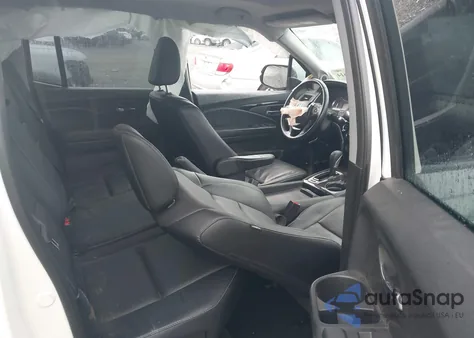 2018 Honda Ridgeline Rtl from USA, damaged, VIN 5FPYK3F77JB017293